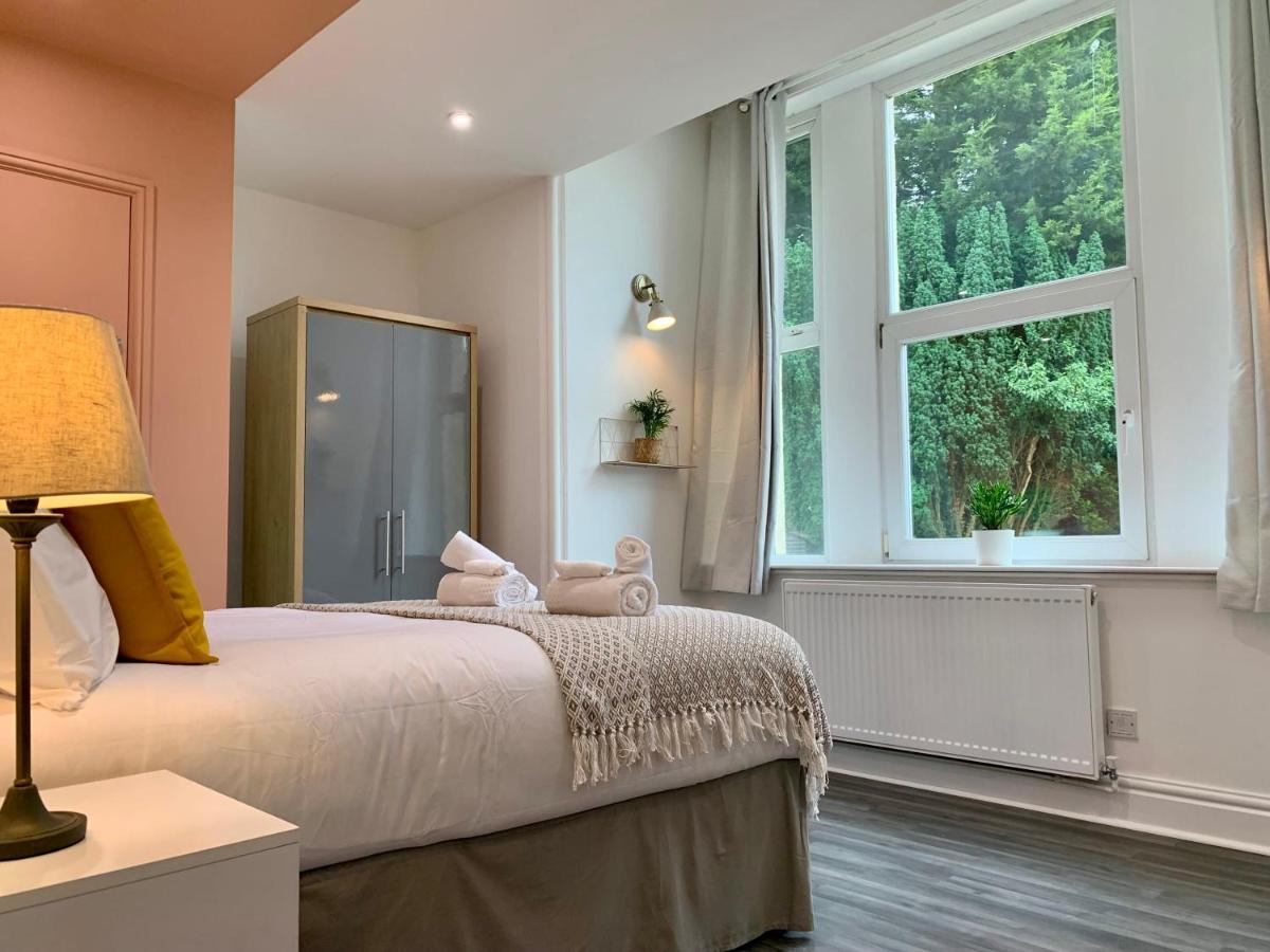 Stunning Rural Apartment - Sleeps 4 - Parking 利奇菲尔德 外观 照片
